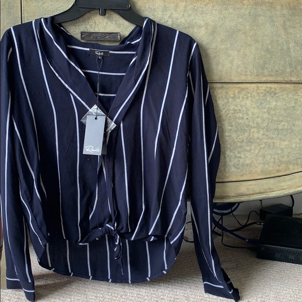NEW WITH TAGS Rails blouse
